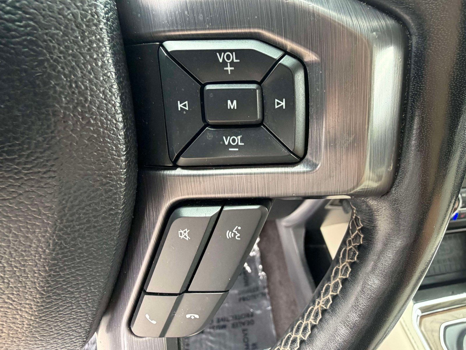 Used 2018 Ford Expedition Max Platinum AWD/4WD image 13