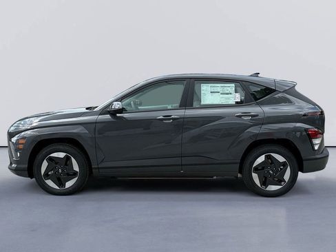 New 2025 Hyundai Kona SE image 6