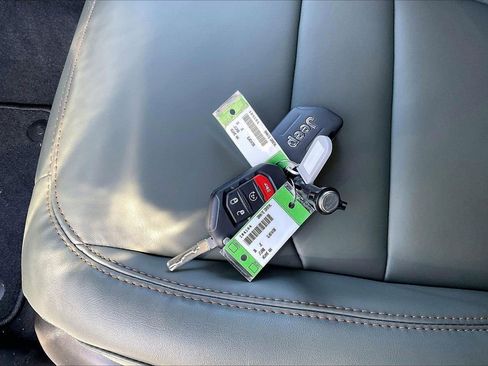 New 2026 Jeep Gladiator Mojave AWD/4WD image 31