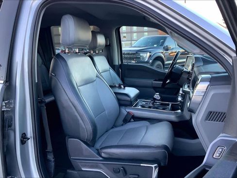 Used 2021 Ford F150 Lariat image 9