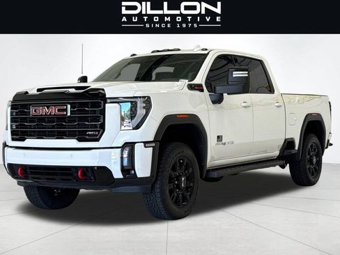 Used 2024 GMC Sierra 2500 AT4 w/ Max Trailering Package AWD/4WD image 8