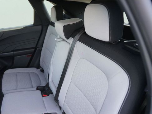 Certified 2025 Ford Escape Active FWD image 13