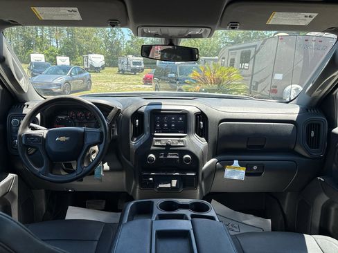 Used 2021 Chevrolet Silverado 1500 W/T w/ Trailering Package AWD/4WD image 15