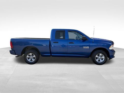 Used 2018 RAM 1500 Express AWD/4WD image 2