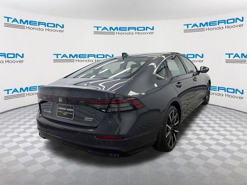 Used 2024 Honda Accord Touring image 5