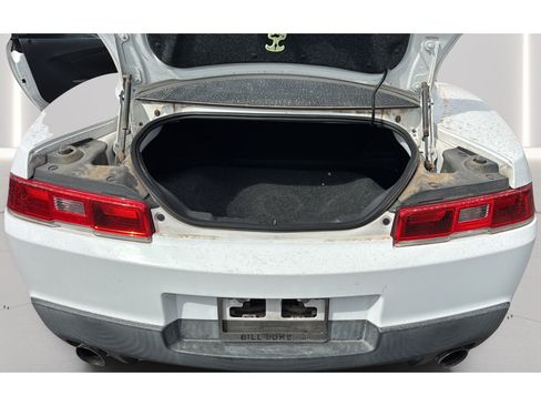 Used 2015 Chevrolet Camaro LT RWD image 21