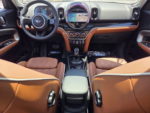 Certified 2024 MINI Cooper Countryman S w/ Signature Upholstery Package FWD image 13