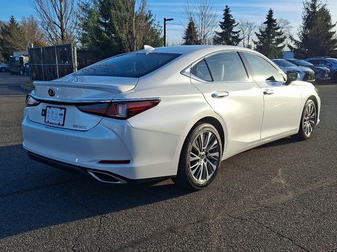 Certified 2021 Lexus ES 350 w/ Premium Package image 7