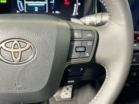 New 2026 Toyota Camry SE image 19