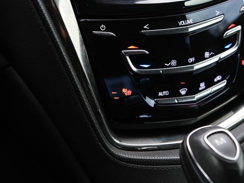 Used 2018 Cadillac CTS V w/ Carbon Fiber Package image 38