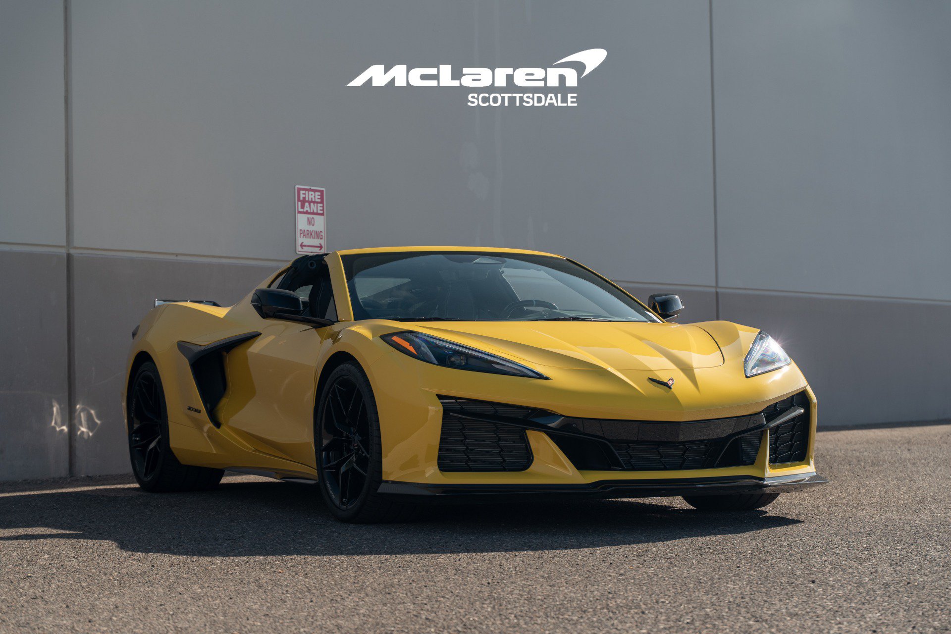 Used 2025 Chevrolet Corvette Z06 RWD image 9