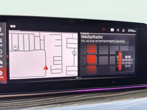 Used 2020 BMW 540i w/ M Sport Package image 18