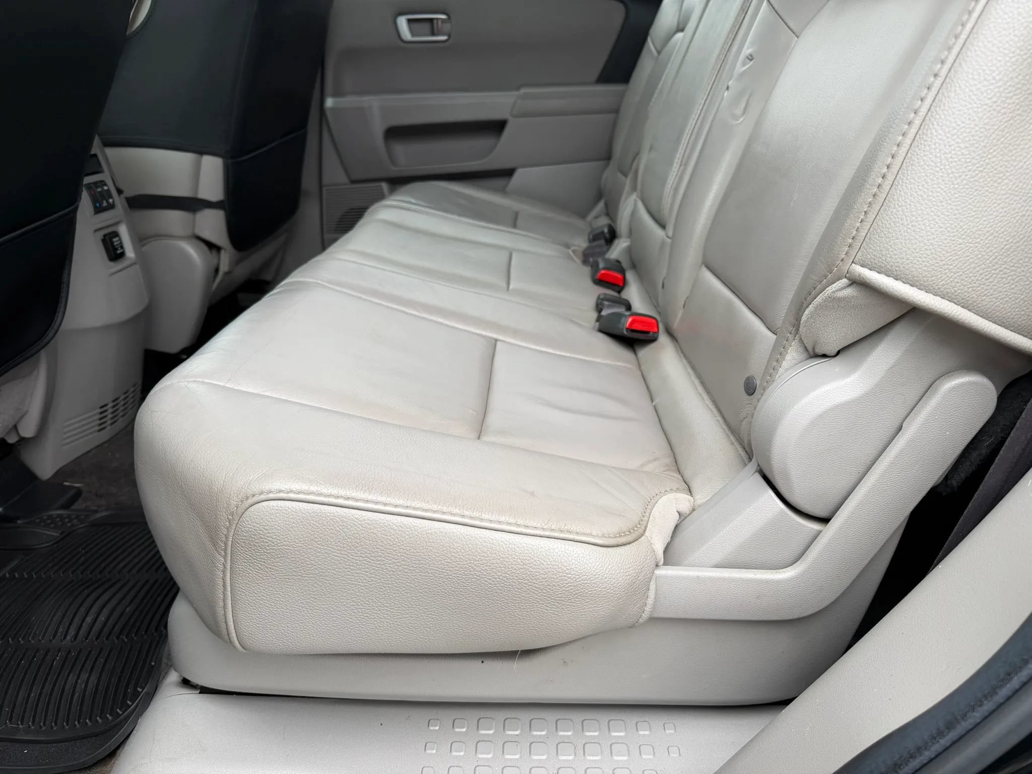 Used 2012 Honda Pilot EX-L image 10