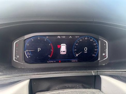 Used 2022 Volkswagen Taos SEL AWD/4WD image 17