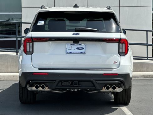 New 2026 Ford Explorer ST RWD image 4