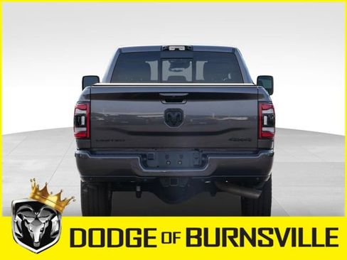 Used 2024 RAM 3500 Limited image 8