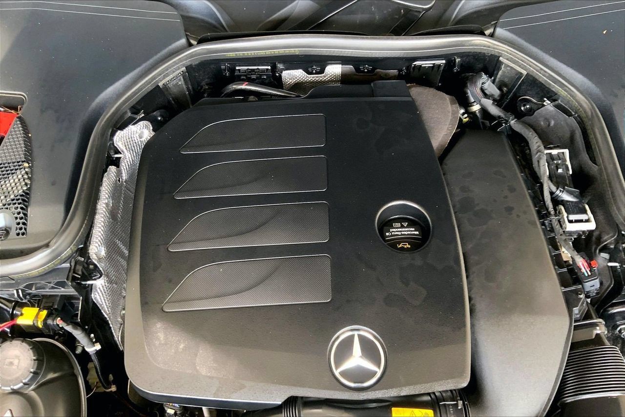 Used 2023 Mercedes-Benz E 350 4MATIC Sedan image 30