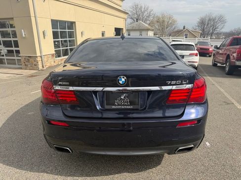 Used 2013 BMW 750Li xDrive image 7