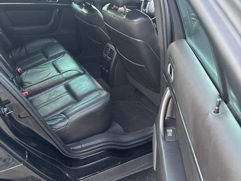 Used 2009 Lincoln MKS FWD image 8