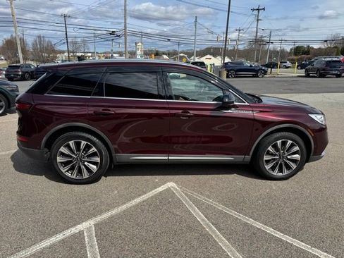 Used 2020 Lincoln Corsair Reserve w/ Equipment Group 202A image 16