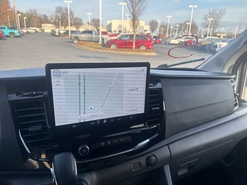 Used 2023 Ford Transit 350 XLT image 6