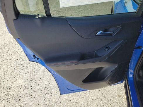 Used 2025 Chevrolet Equinox RS w/ Safety and Technology Package image 37