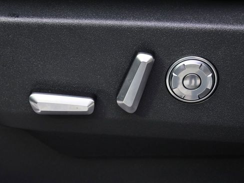 New 2026 Lincoln Navigator L Reserve w/ Jet Appearance Package image 14