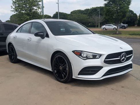 Used 2023 Mercedes-Benz CLA 250 image 3