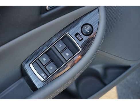 Used 2019 Chevrolet Impala LS image 16