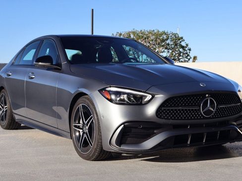 Used 2022 Mercedes-Benz C 300 Sedan image 7