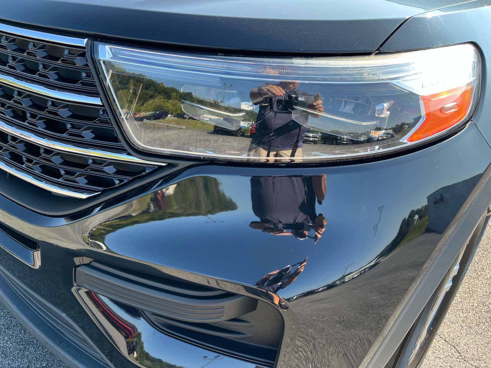 Used 2021 Ford Explorer XLT RWD image 9