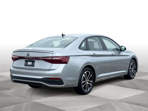 Used 2025 Volkswagen Jetta Sport FWD image 8