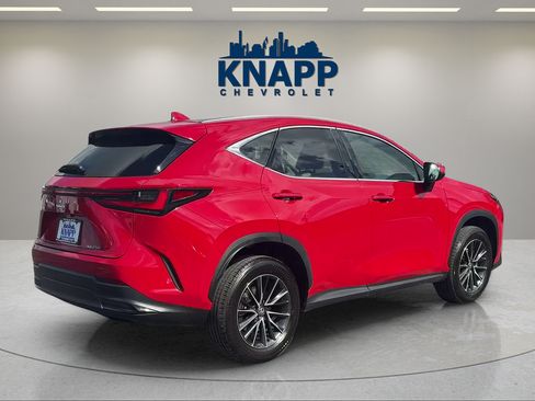 Used 2024 Lexus NX 250 FWD w/ Cold Area Package image 5
