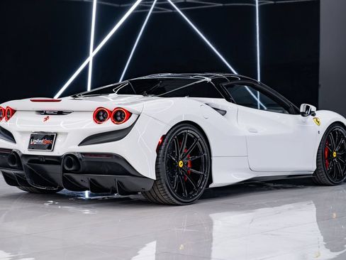 Used 2023 Ferrari F8 Tributo RWD image 27