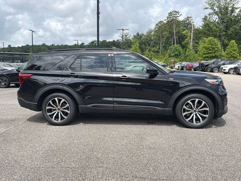 Used 2022 Ford Explorer ST-Line w/ Class IV Trailer Tow Package RWD image 13