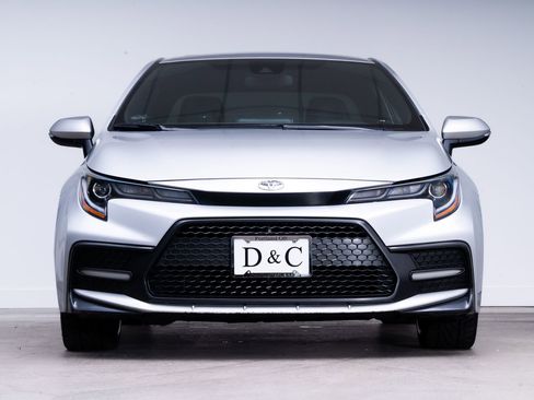 Used 2022 Toyota Corolla XSE w/ Carpet Mat Package (TMS) FWD image 2