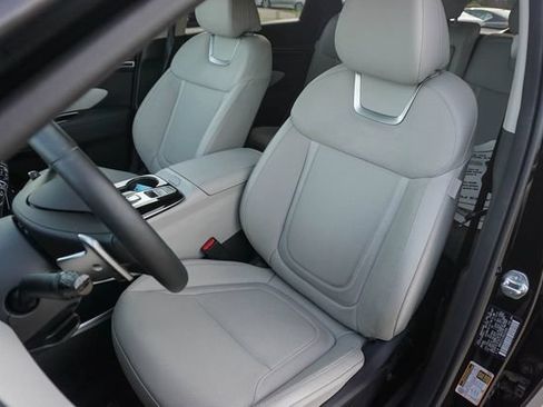 Used 2024 Hyundai Tucson Limited AWD/4WD image 17