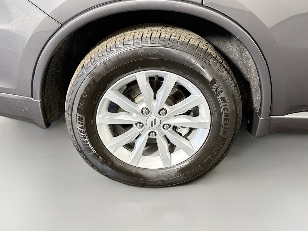 Used 2025 Dodge Durango GT RWD image 32