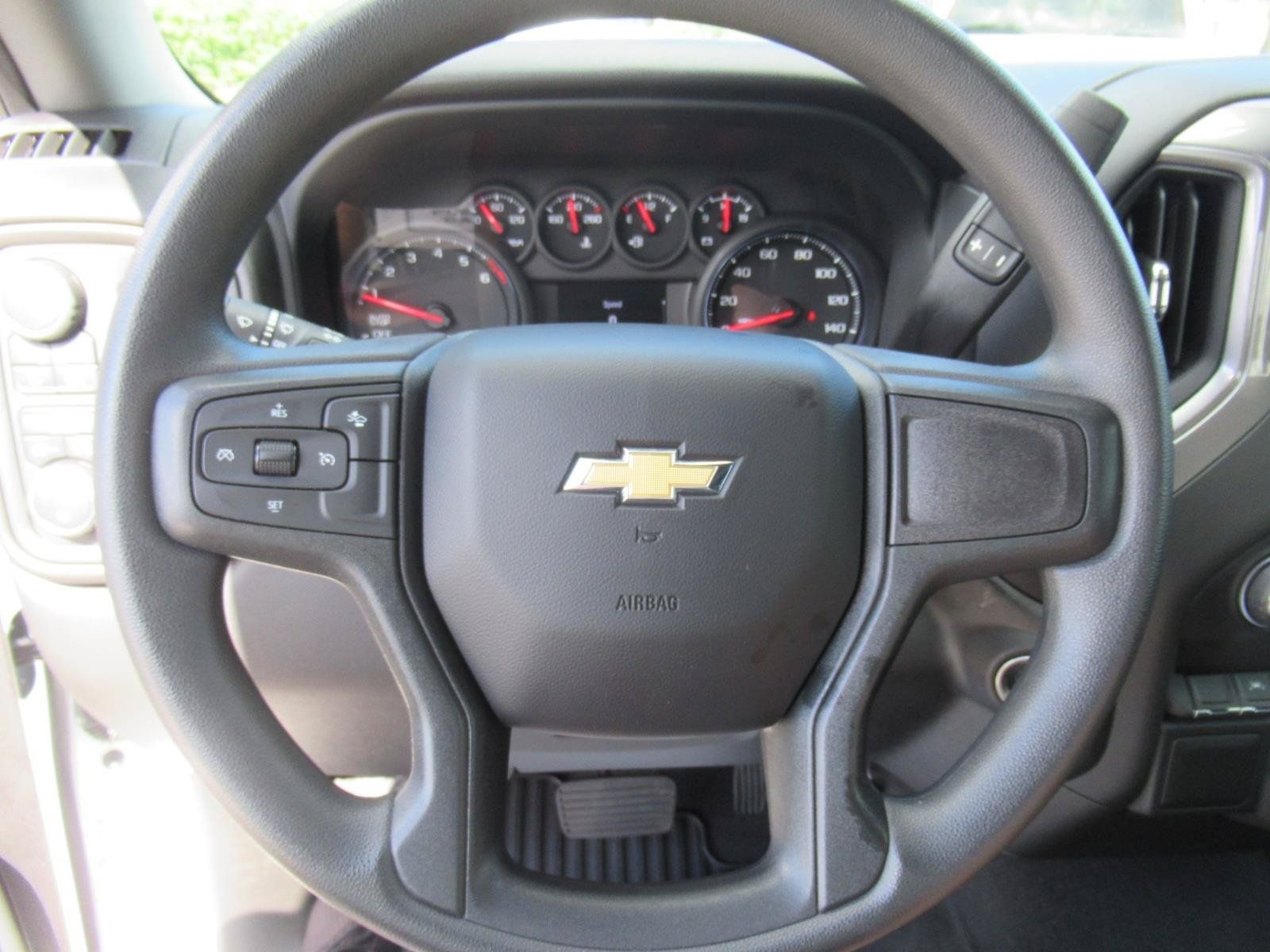 Used 2024 Chevrolet Silverado 1500 Custom AWD/4WD image 25
