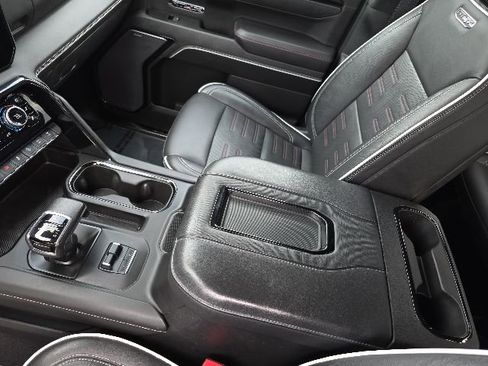 Used 2022 GMC Sierra 1500 AT4X AWD/4WD image 33