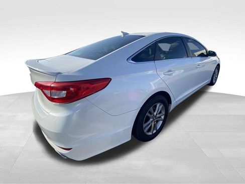 Used 2016 Hyundai Sonata SE FWD image 11