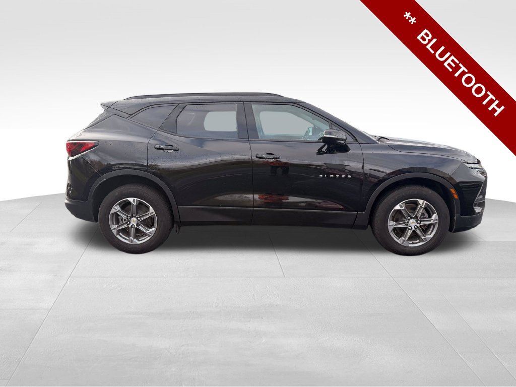 Used 2024 Chevrolet Blazer LT FWD image 8