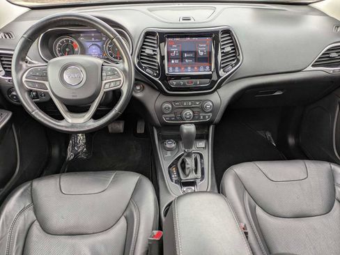 Used 2021 Jeep Cherokee Limited image 13