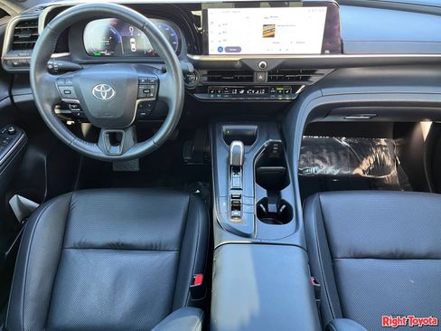 Certified 2023 Toyota Crown AWD/4WD image 16