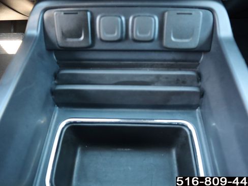 Used 2019 GMC Sierra 2500 Denali w/ Duramax Plus Package AWD/4WD image 24