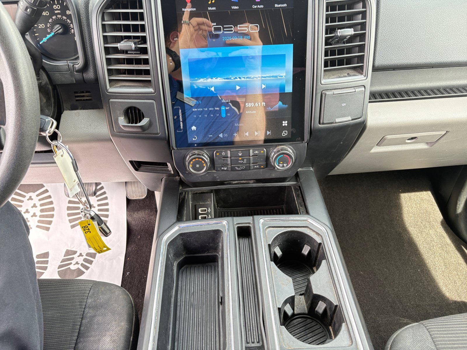 Used 2020 Ford F150 XL w/ Equipment Group 101A Mid RWD image 18