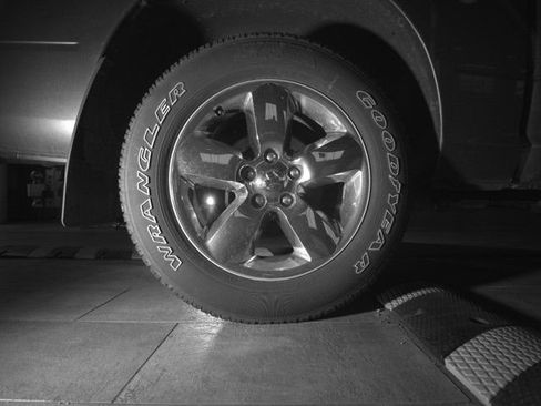 Used 2019 RAM 1500 Tradesman w/ Tradesman SXT Package AWD/4WD image 7