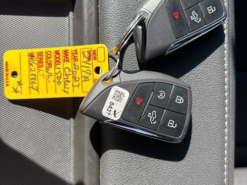 Certified 2023 Chevrolet Silverado 1500 LT image 30