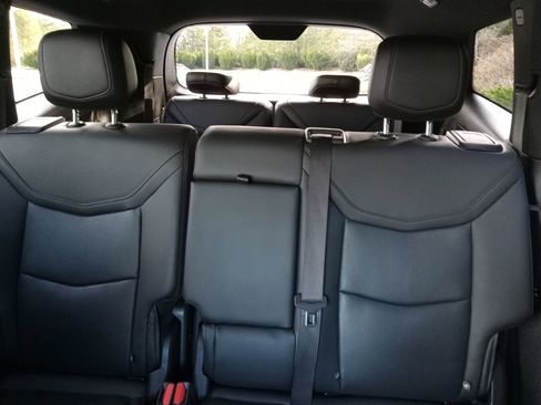 Used 2023 Cadillac XT6 Sport w/ Technology Package image 23