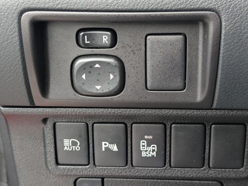 Used 2017 Lexus ES 350 w/ Premium Package image 22